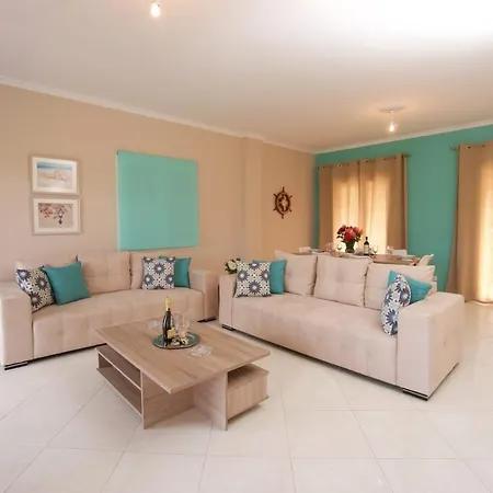 Kazarma Luxury Maisonette * 케팔로니아